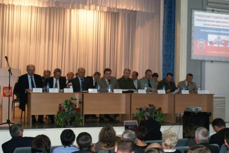 В Оренбуржье обсудили деятельность по подготовке граждан к военной службе