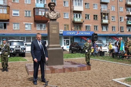 Открытие монумента В. П. Маргелову в г. Ангарске
