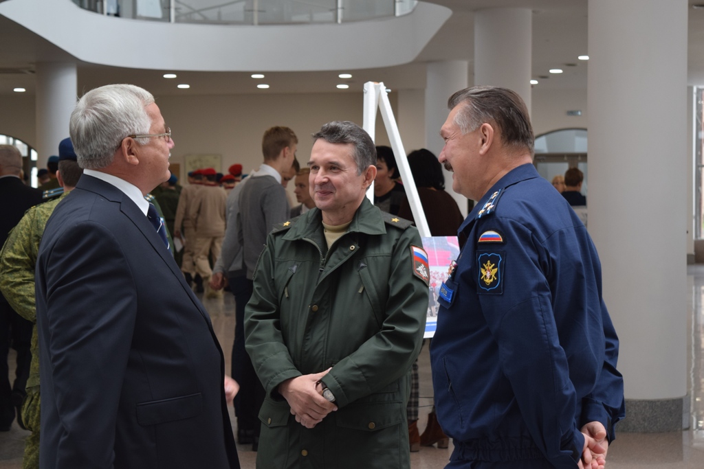 Более 8 тысяч человек вступили в Юнармию