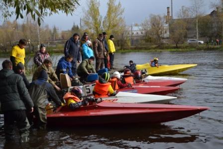 Хозяева воды оставили гостям мало шансов на успех