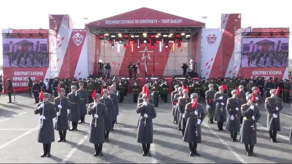 Всероссийская акция «Военная служба по контракту -  твой выбор» впервые прошла в Казани