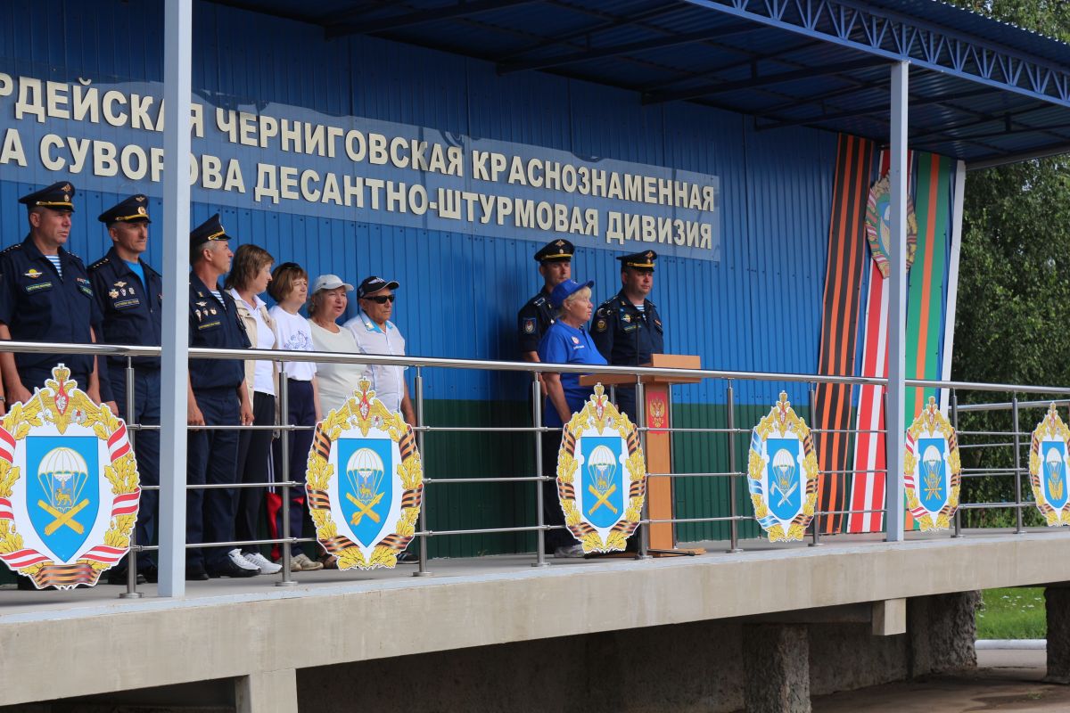 С 19 по 28 июля в Пскове на базе 76 гвардейской десантно-штурмовой Черниговской Краснознамённой, ордена Суворова дивизии проходил Чемпионат Вооружённых Сил Российской Федерации по парашютному спорту.