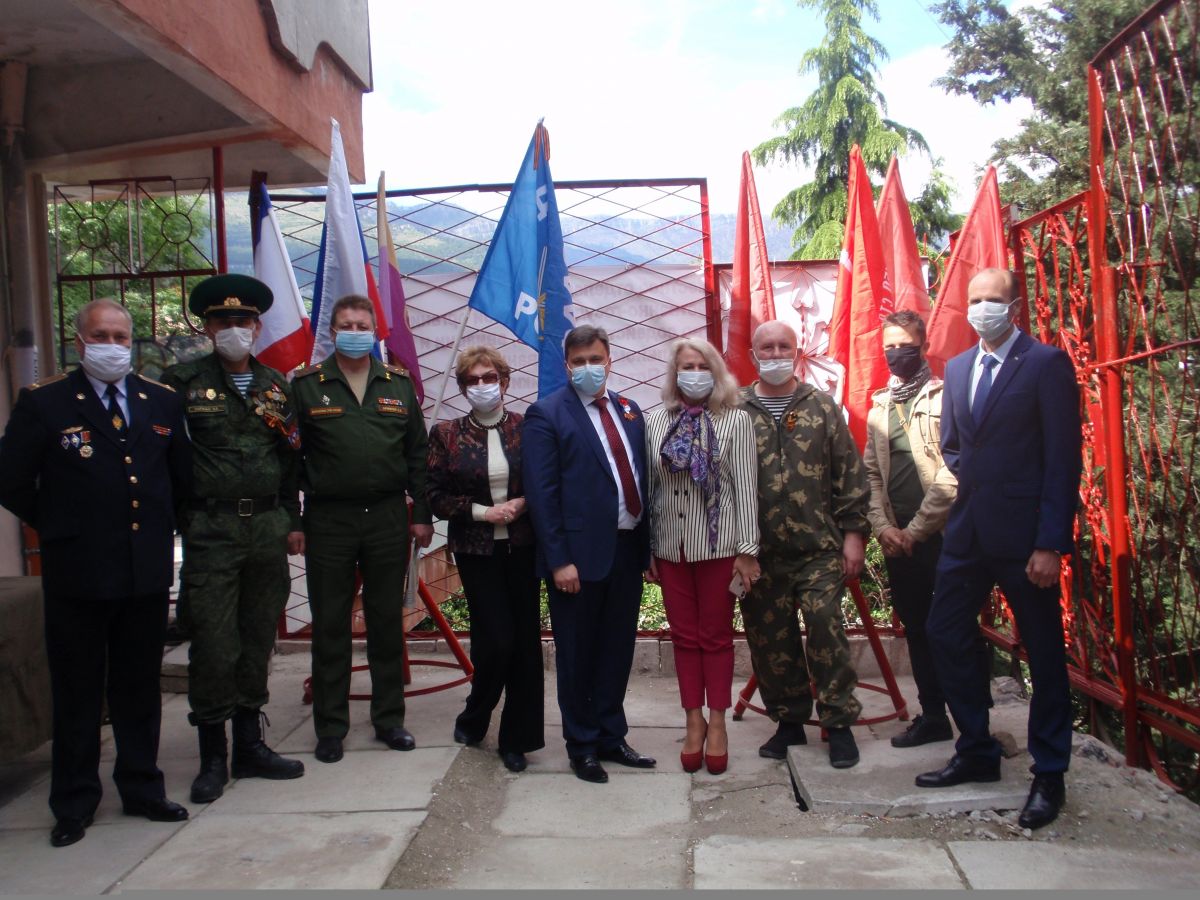 В честь 75-летнего юбилея Победы крымские досаафовцы