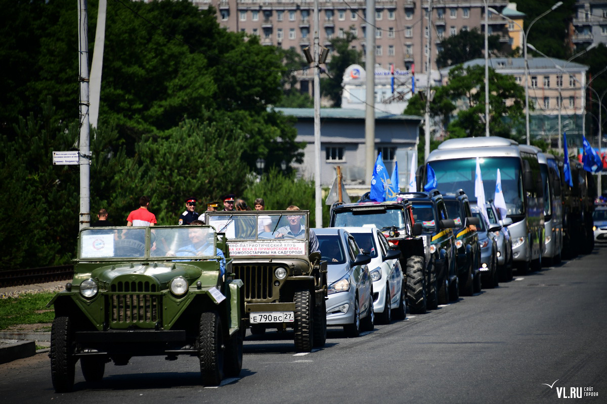 Стартовавший во Владивостоке комбинированный международный пробег ДОСААФ России прибыл в Уссурийск