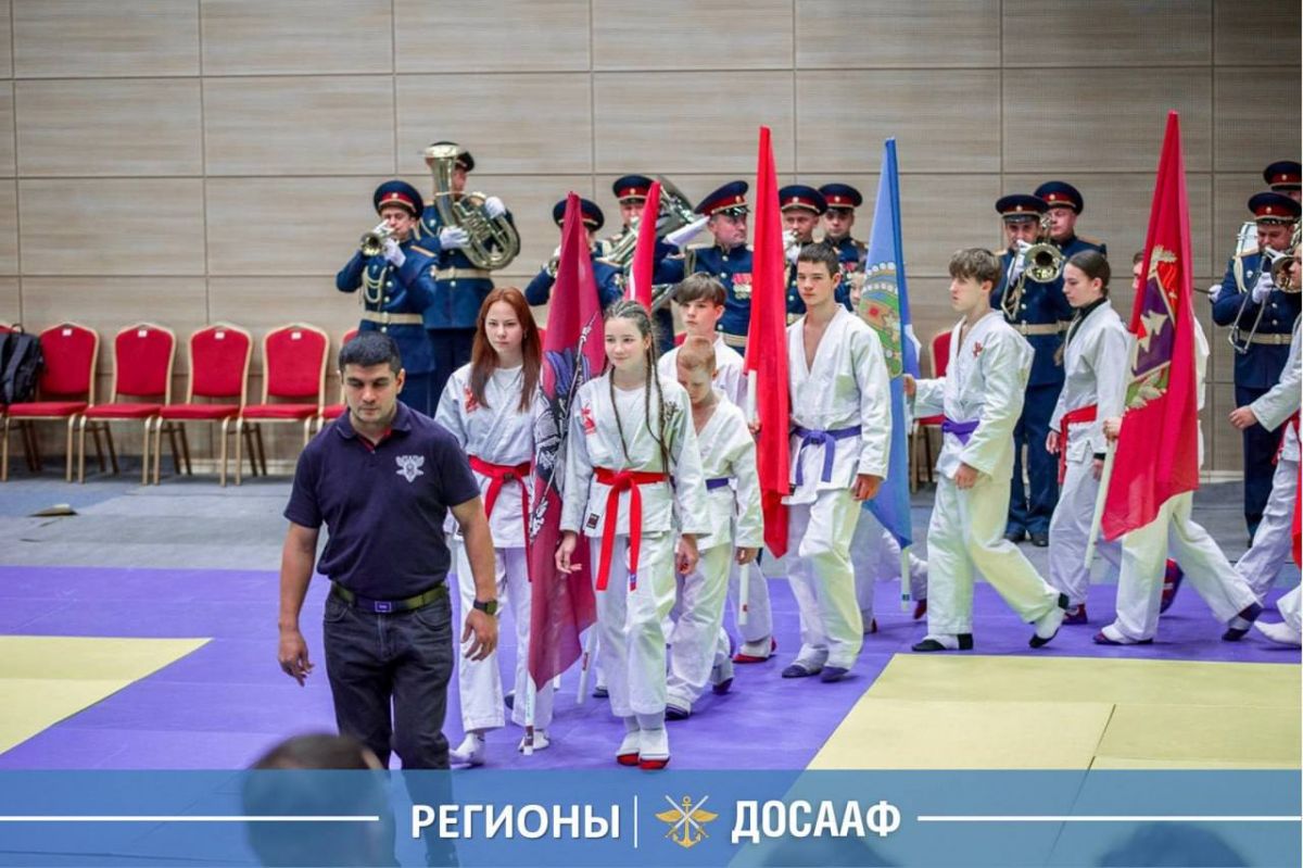 Курская «Вершина» собрала сильнейших рукопашников страны