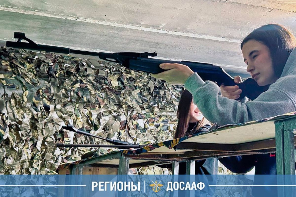 Точность, дисциплина, характер: в Курске прошли сборы для старшеклассников