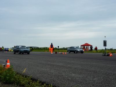 С ветерком по взлетно-посадочной полосе…