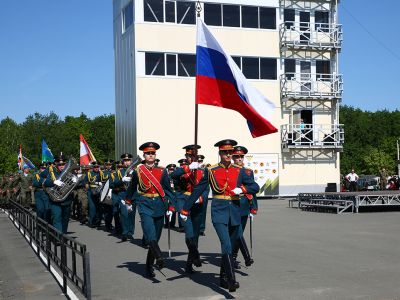 Всеармейский этап одного из самых зрелищных конкурсов АрМИ-2021 «Мастер-оружейник»