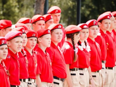 Дали клятву юнармейца 20 школьников Оренбурга