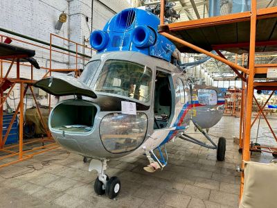 Московский авиаремонтный завод ДОСААФ России восстанавливает вертолет Ми-2