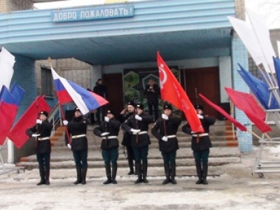 Молодые жители Ельца к юбилею Победы совершат 70 прыжков с парашютом