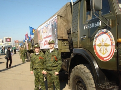 С праздником, военные автомобилисты!