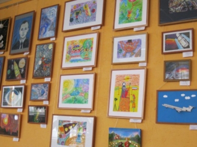 В Перми проходит выставка детских творческих работ «Пионеры космоса»