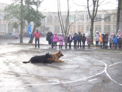 На каникулах юные туляки пришли в ДОСААФ