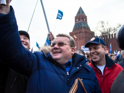 Более ста досаафовцев пришли на митинг «Мы вместе!» в поддержку народа Крыма
