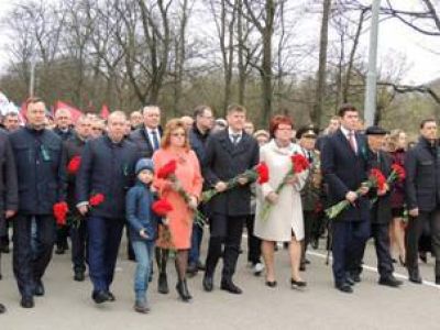 В Калининграде широко отметили 72-ю годовщину взятия Кенигсберга и ярко встретили Первомай