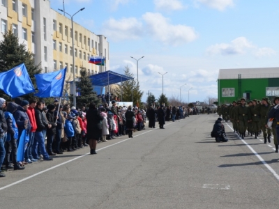 В «День призывника» молодые ставропольцы были гостями воинов-десантников