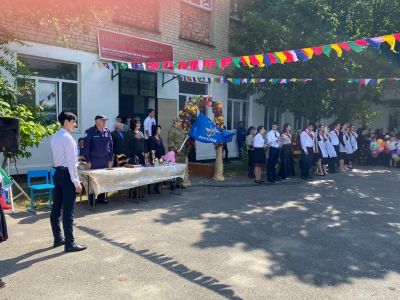 21 мая 2022 года во всех школах города Кизляра и Кизлярского района прозвенел последний звонок для выпускников 11 и 9 классов 2021-2022 учебного года
